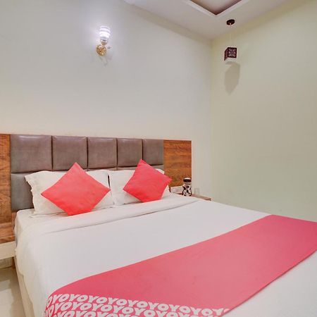 Hotel O Royal Orbit Mumbai Exteriör bild