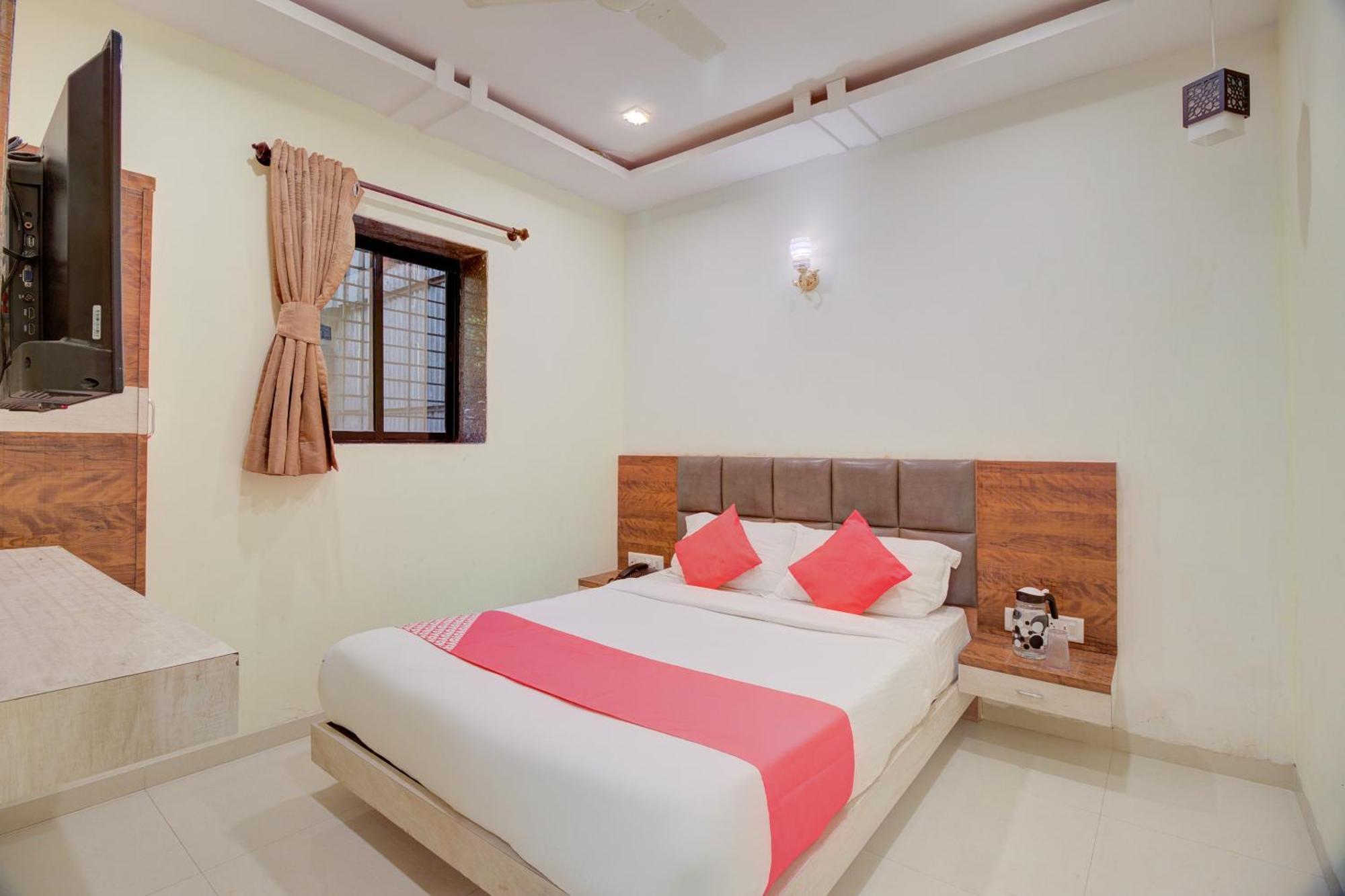 Hotel O Royal Orbit Mumbai Exteriör bild